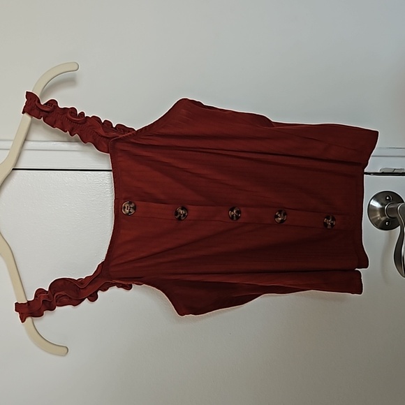 Cropped tank top, size XL, No Boundaries - Picture 1 of 5